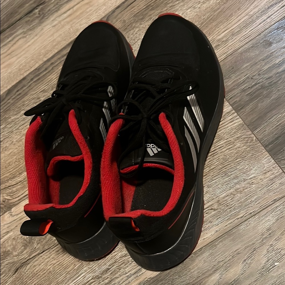 Adidas Men's Black and Red Running Shoes